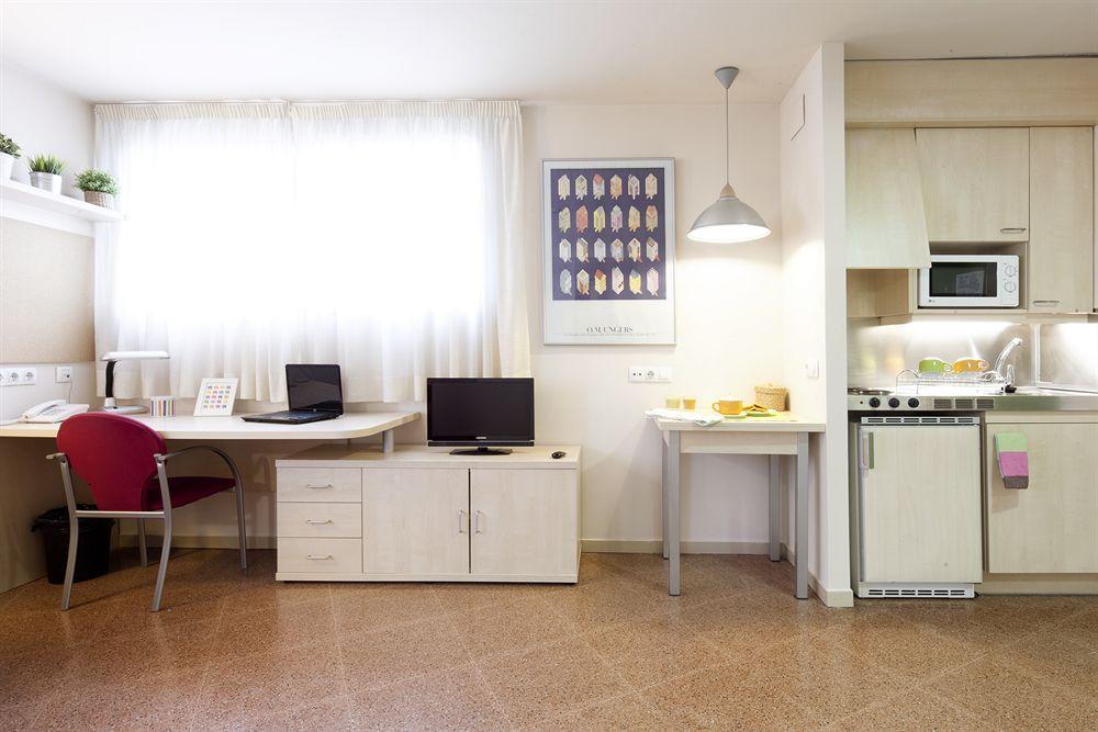Residencia Universitaria Resa Manuel Agud Querol San Sebastián Kültér fotó