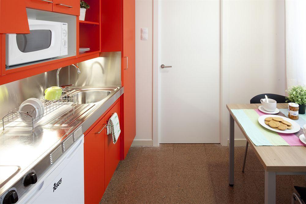 Residencia Universitaria Resa Manuel Agud Querol San Sebastián Kültér fotó