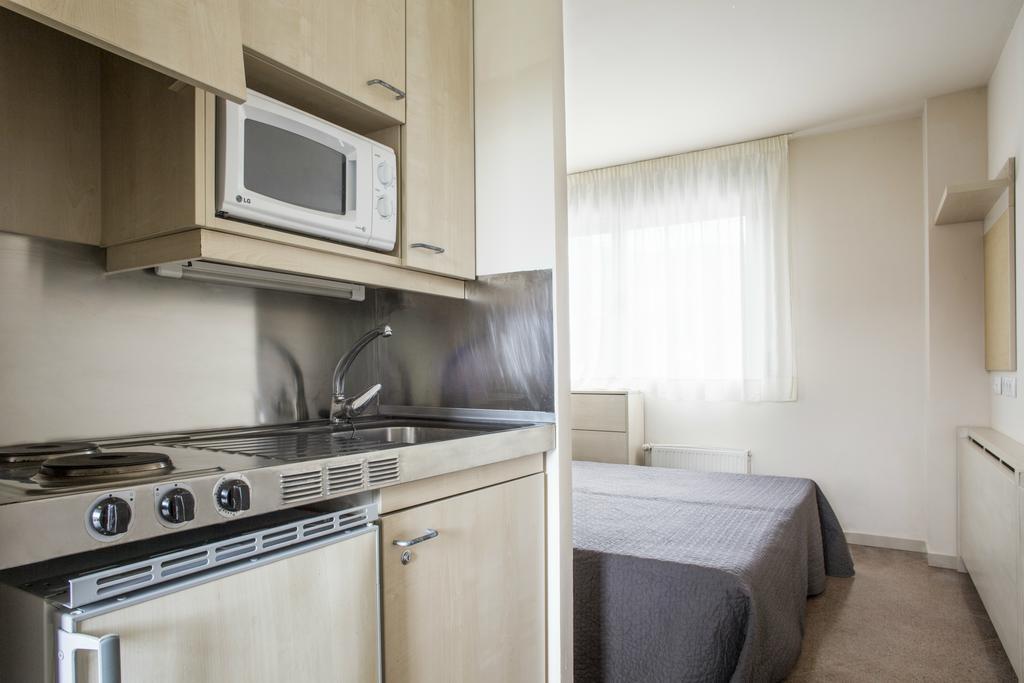 Residencia Universitaria Resa Manuel Agud Querol San Sebastián Kültér fotó