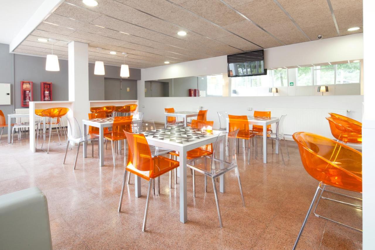 Residencia Universitaria Resa Manuel Agud Querol San Sebastián Kültér fotó