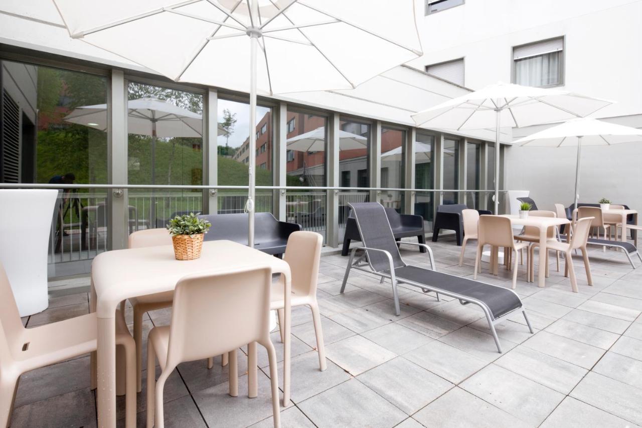 Residencia Universitaria Resa Manuel Agud Querol San Sebastián Kültér fotó